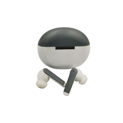 Podkładowy aparat słuchowy z redukcją hałasu tła w przypadku łagodnej do ciężkiej utraty słuchu