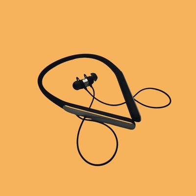 OTC bezprzewodowe aparaty słuchowe Bluetooth 2h Ładowanie Naczyń na szyi