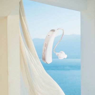 Doświadcz wyraźnego dźwięku z 9 poziomem regulowanego cyfrowego wzmacniacza uszkodzenia słuchu